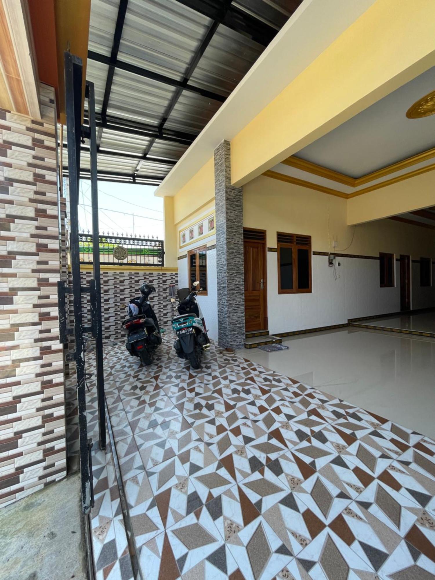 Citra Homesolong Banyuwangi  Exterior photo