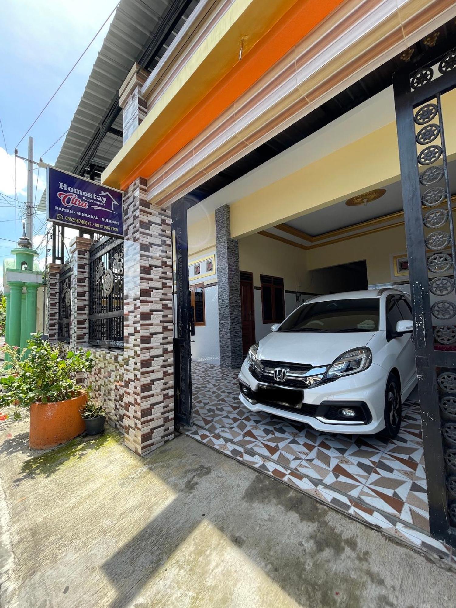 Citra Homesolong Banyuwangi  Exterior photo